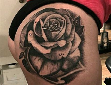 tatuajes para mujer nalga|Tatuajes lindos en la nalga